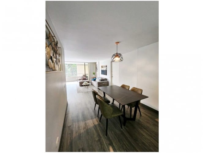 Apartamento en venta en El Poblado, Medellín · foto 6 de 13