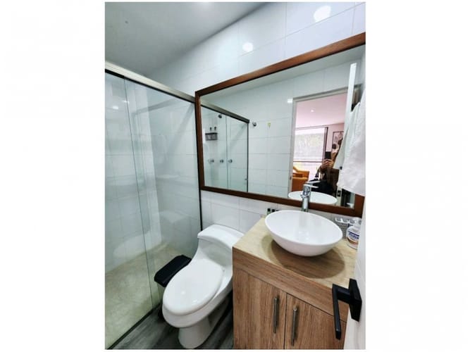 Apartamento en venta en El Poblado, Medellín · foto 7 de 13