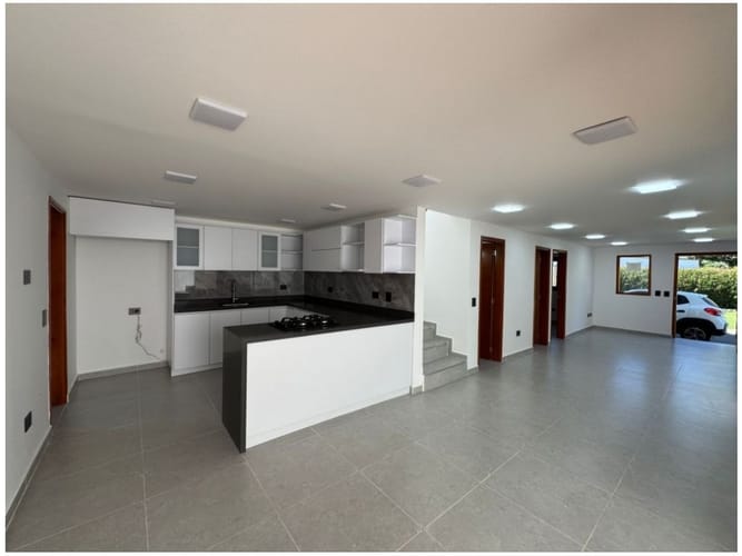 Casa de 3 alcobas en venta en La Ceja, 186 m² · foto 13 de 24