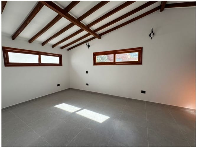 Casa de 3 alcobas en venta en La Ceja, 186 m² · foto 17 de 24