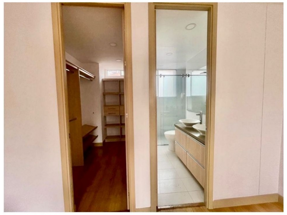 Apartamento en venta en El Poblado, Medellín · foto 10 de 14