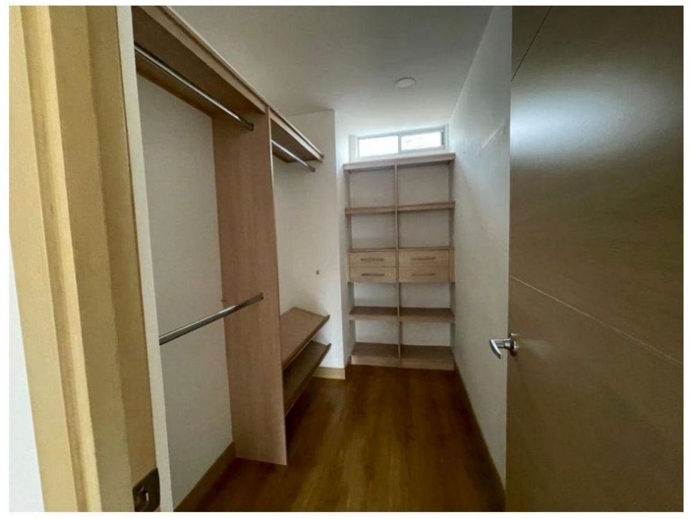 Apartamento en venta en El Poblado, Medellín · foto 14 de 14