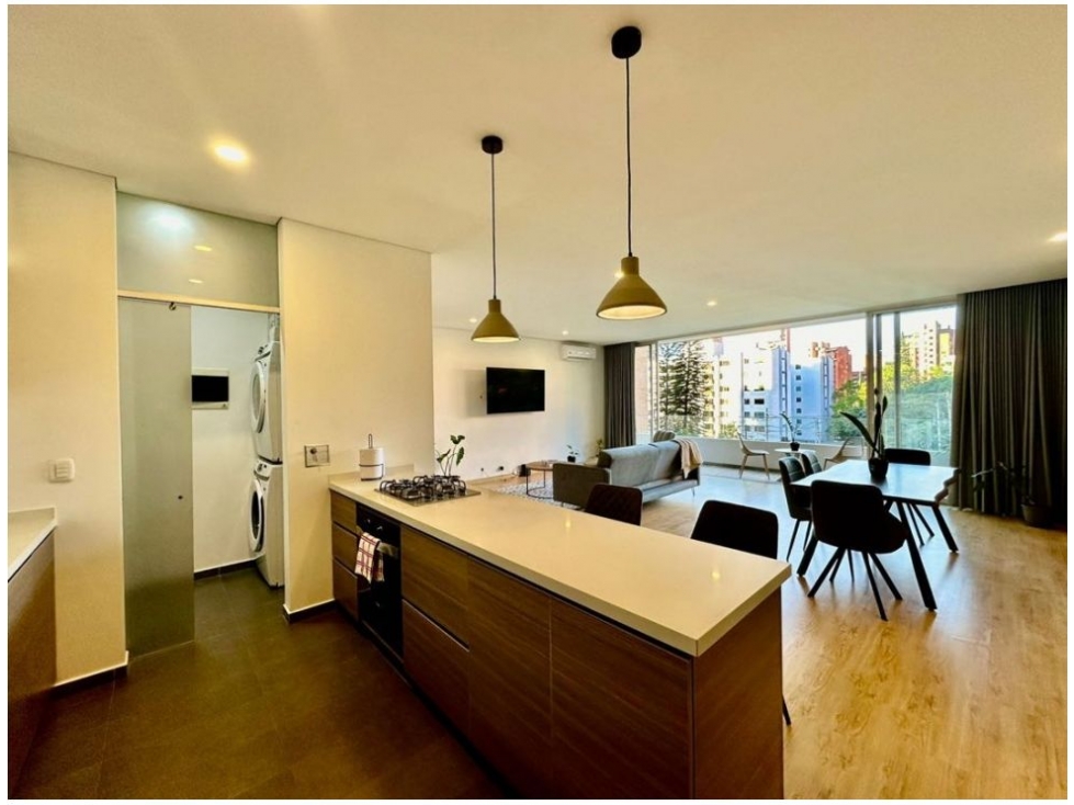 Apartamento en venta en El Poblado, Medellín · foto 3 de 24