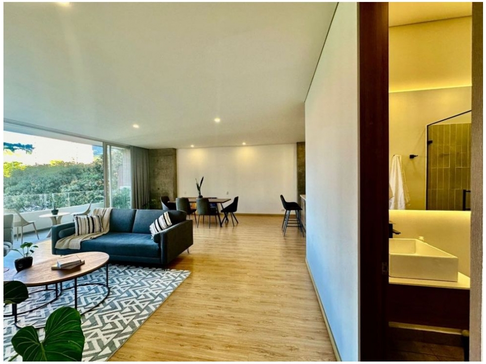 Apartamento en venta en El Poblado, Medellín · foto 21 de 24