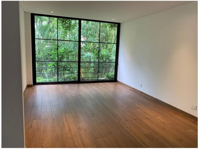 Apartamento de 3 alcobas en venta en El Poblado, Medellín, 335 m² · foto 7 de 19