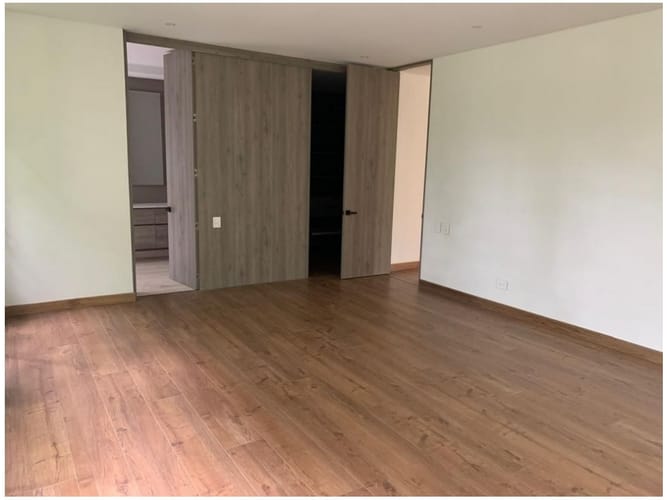 Apartamento de 3 alcobas en venta en El Poblado, Medellín, 335 m² · foto 12 de 19