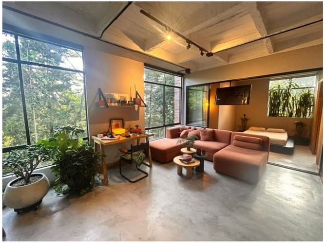 Apartamento de 1 alcoba en venta en El Castillo, Medellín, 92 m² · foto 2 de 18