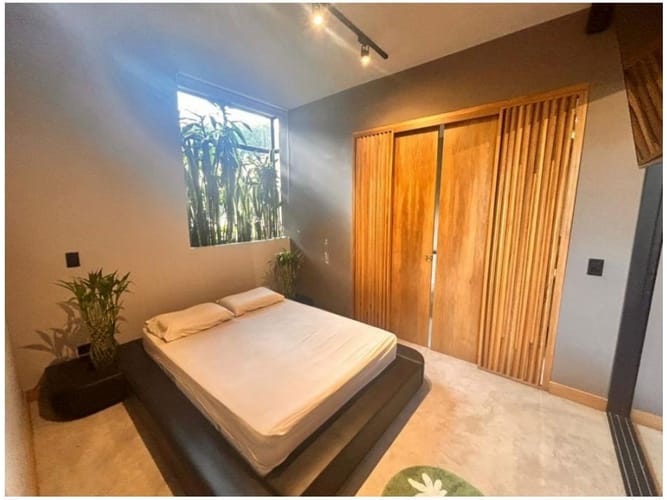 Apartamento de 1 alcoba en venta en El Castillo, Medellín, 92 m² · foto 11 de 18