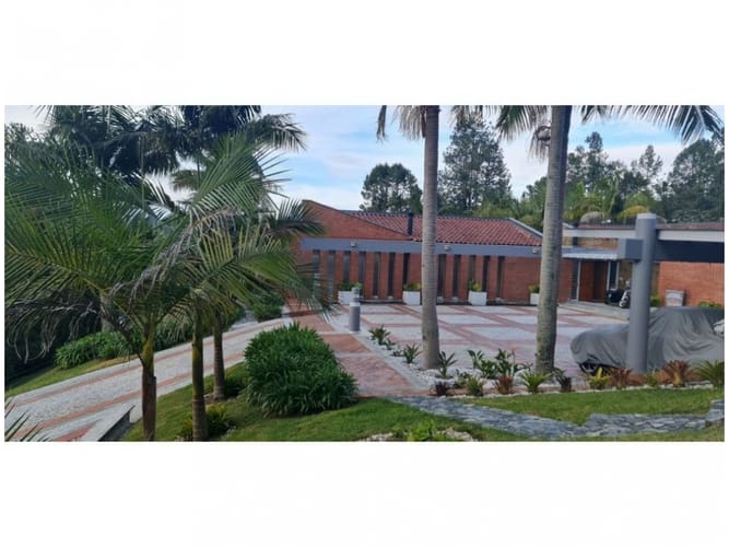 Casa de 5 alcobas en venta en Vía Las Palmas, Envigado, 480 m² · foto 7 de 24