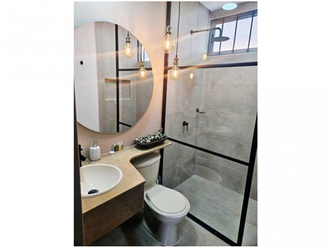 Apartaestudio en venta en El Poblado, Medellín, 52 m² · foto 3 de 9
