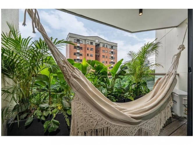 Apartamento en venta en El Poblado, Medellín · foto 3 de 24