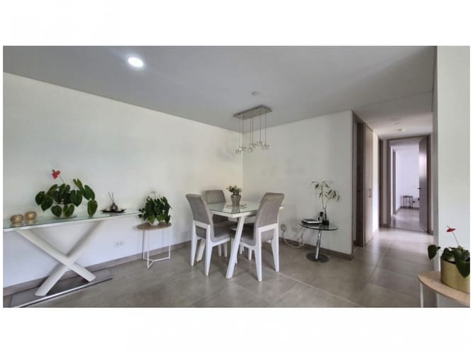 Apartamento de 3 alcobas en venta en La Abadia, Envigado, 96 m² · foto 3 de 10
