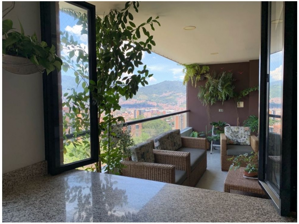 Apartamento en venta en Loma Del Esmeraldal, Envigado · foto 3 de 23