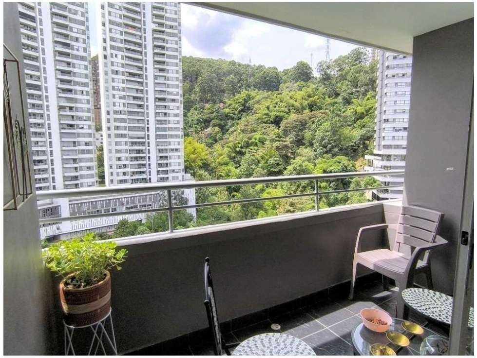 Apartamento en venta en El Poblado, Medellín · foto 9 de 19