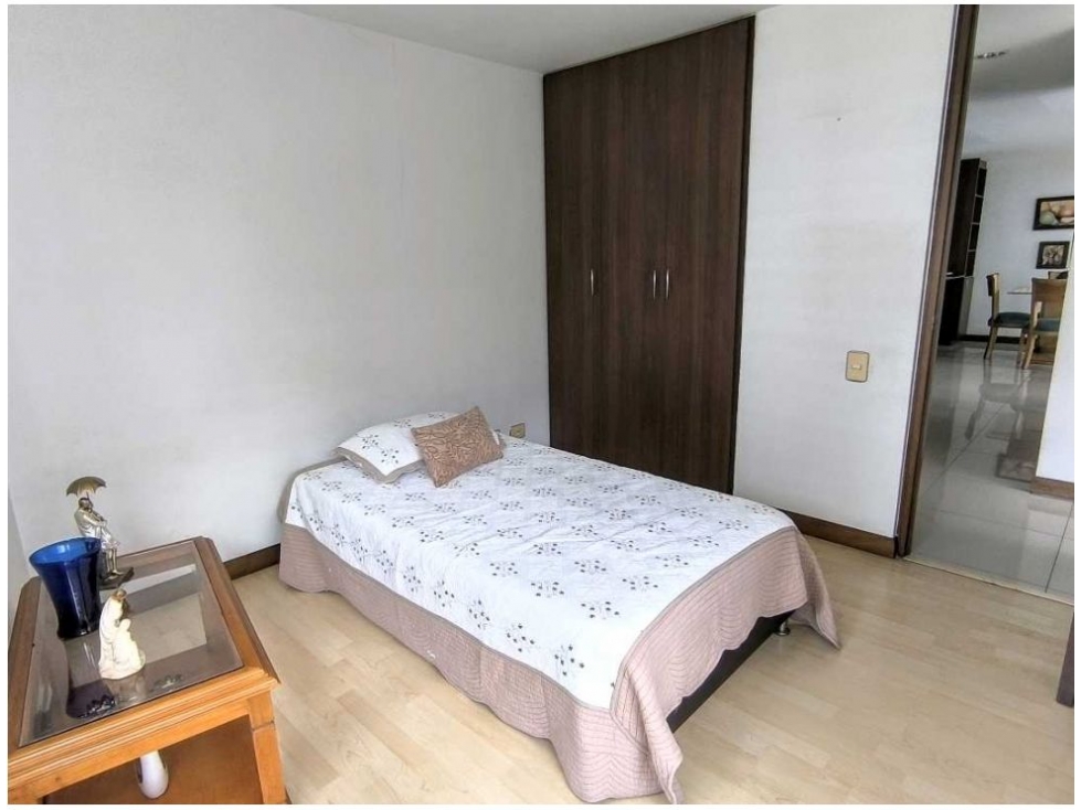 Apartamento en venta en El Poblado, Medellín · foto 12 de 19