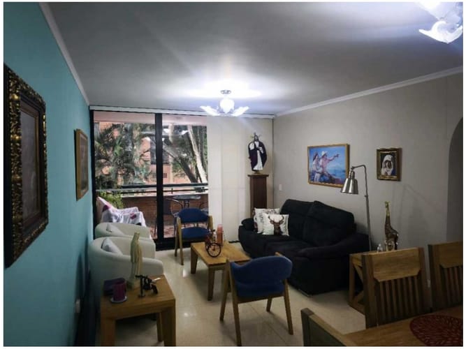 Apartamento en venta en El Poblado, Medellín · foto 6 de 12