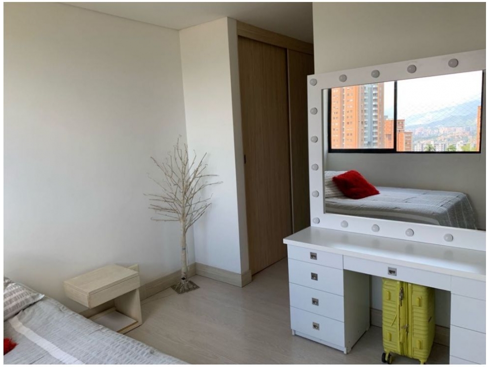 Apartamento en venta en Loma Del Esmeraldal, Envigado · foto 19 de 23