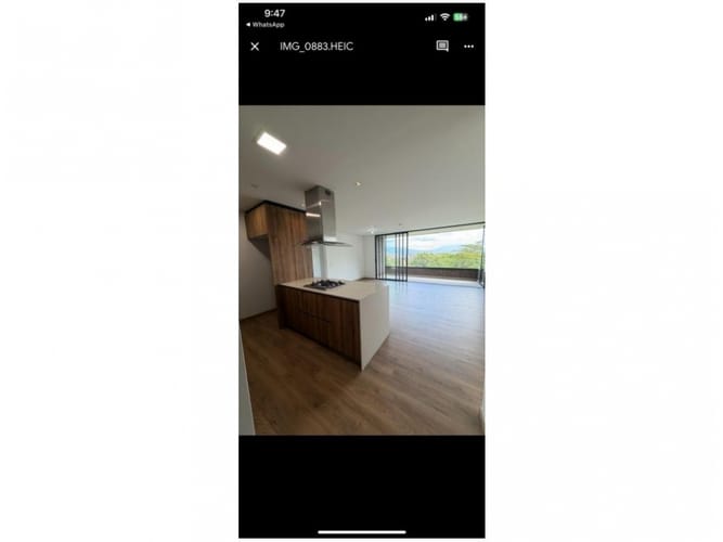 Apartamento de 3 alcobas en venta en El Poblado, Medellín, 125 m² · foto 5 de 8