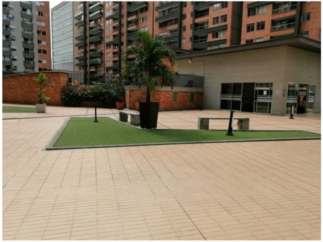 Apartamento en venta en El Poblado, Medellín · foto 14 de 19