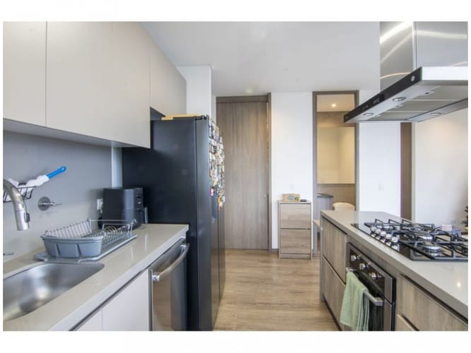 Apartamento de 2 alcobas en venta en El Diamante No. 2, Medellín, 115 m² · foto 10 de 22