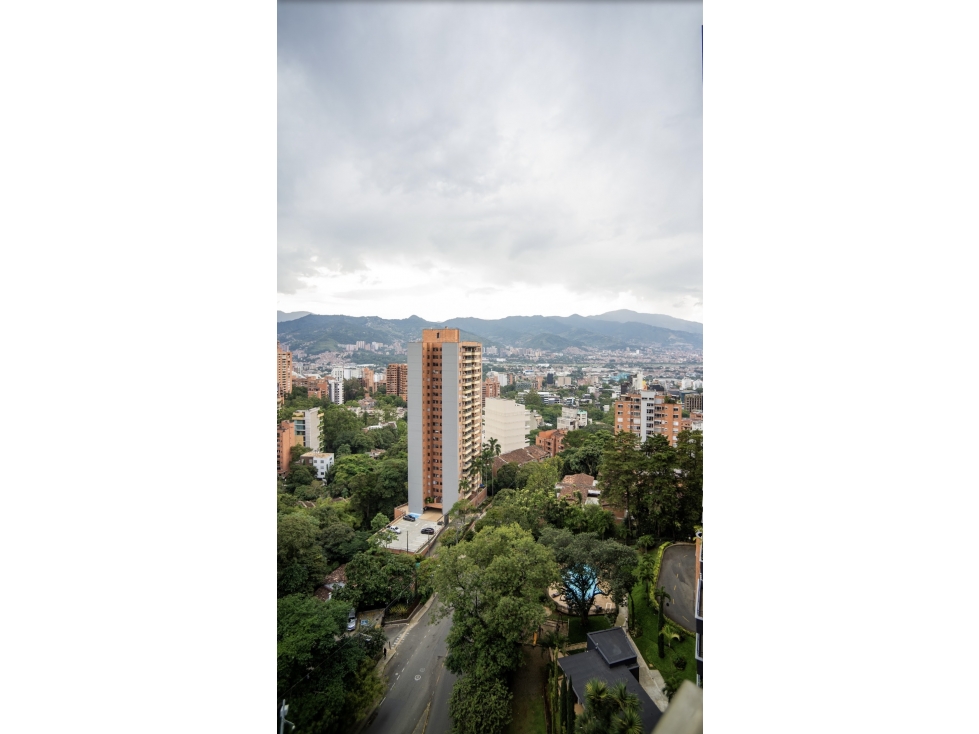 Apartamento en venta en El Poblado, Medellín · foto 4 de 6