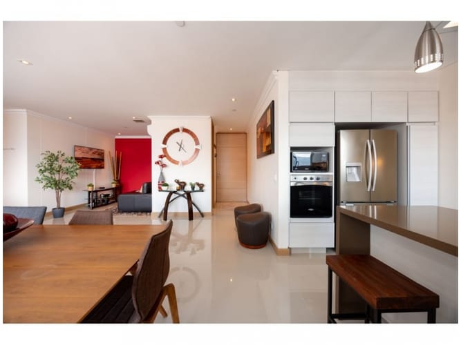 Apartamento de 3 alcobas en venta en El Poblado, Medellín, 157 m² · foto 5 de 24