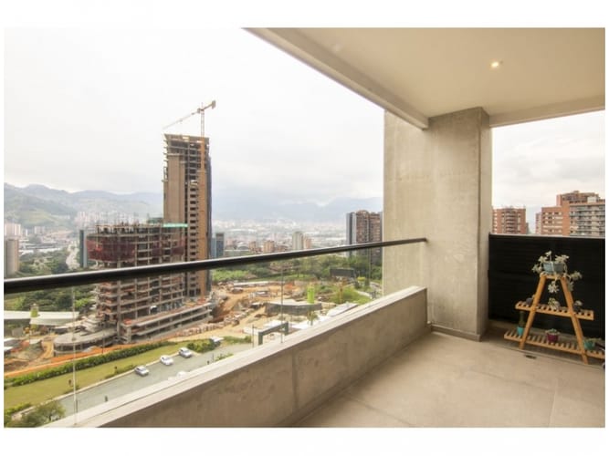 Apartamento de 2 alcobas en venta en El Diamante No. 2, Medellín, 115 m² · foto 15 de 22