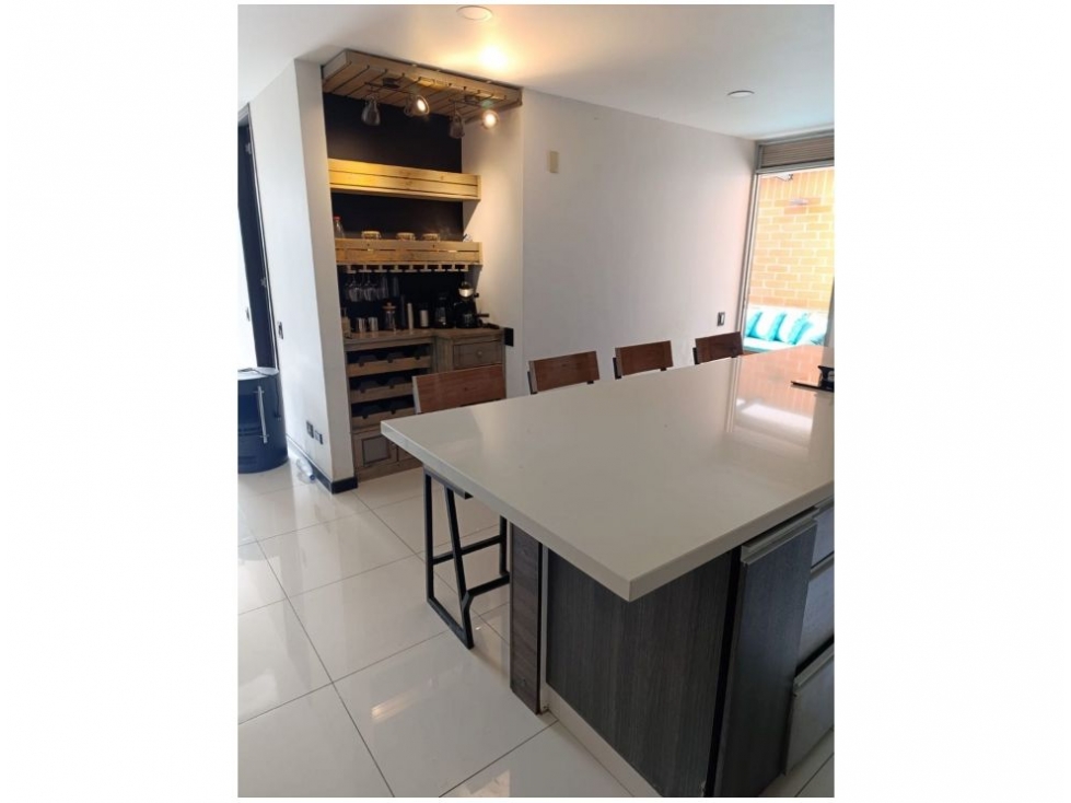 Apartamento en venta en El Esmeraldal, Envigado · foto 2 de 13