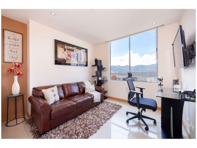 Apartamento de 3 alcobas en venta en El Poblado, Medellín, 157 m² · foto 13 de 24