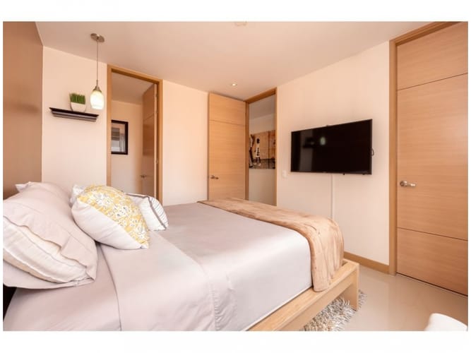 Apartamento de 3 alcobas en venta en El Poblado, Medellín, 157 m² · foto 19 de 24