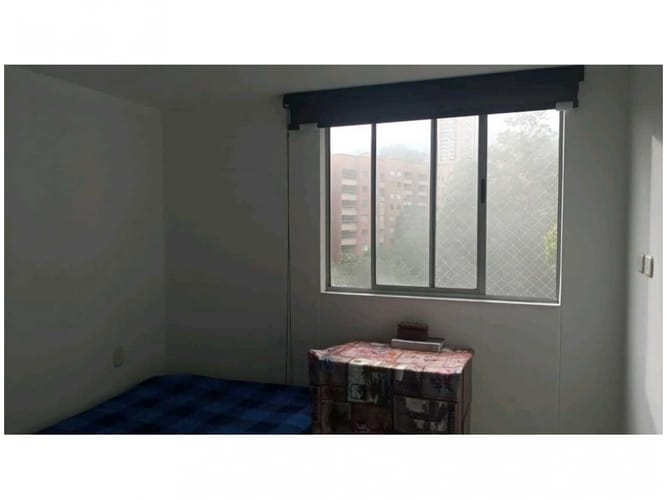 Apartamento de 3 alcobas en venta en Urbanización Las Cumbres, Envigado, 107 m² · foto 9 de 13