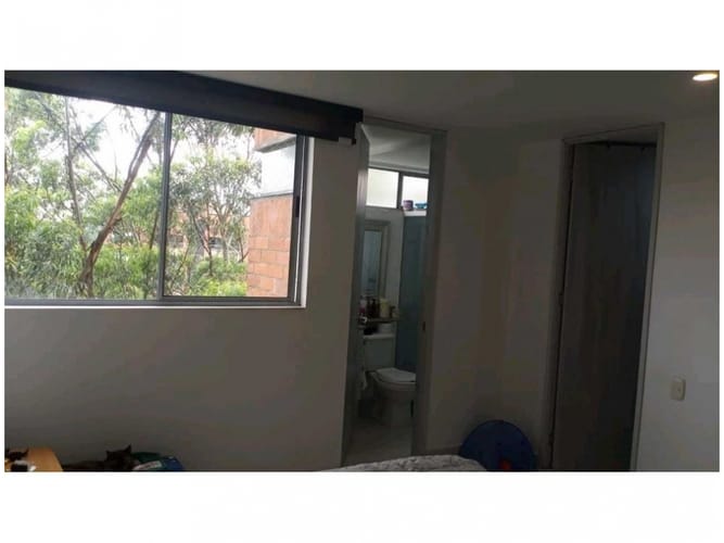 Apartamento de 3 alcobas en venta en Urbanización Las Cumbres, Envigado, 107 m² · foto 12 de 13