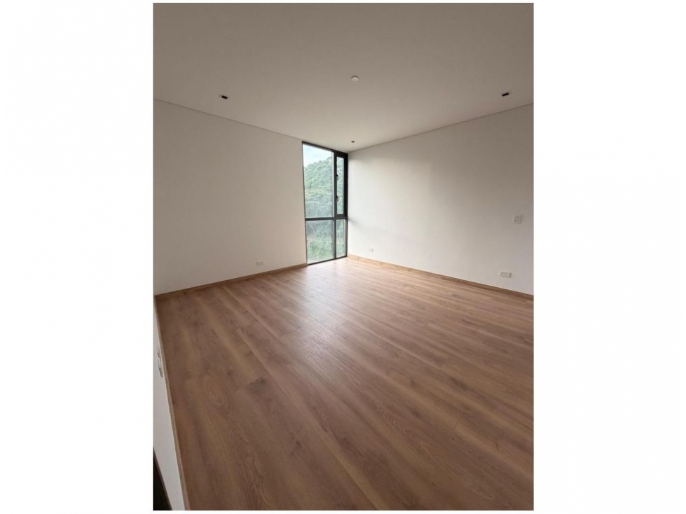 Apartamento en venta en El Poblado, Medellín · foto 8 de 14