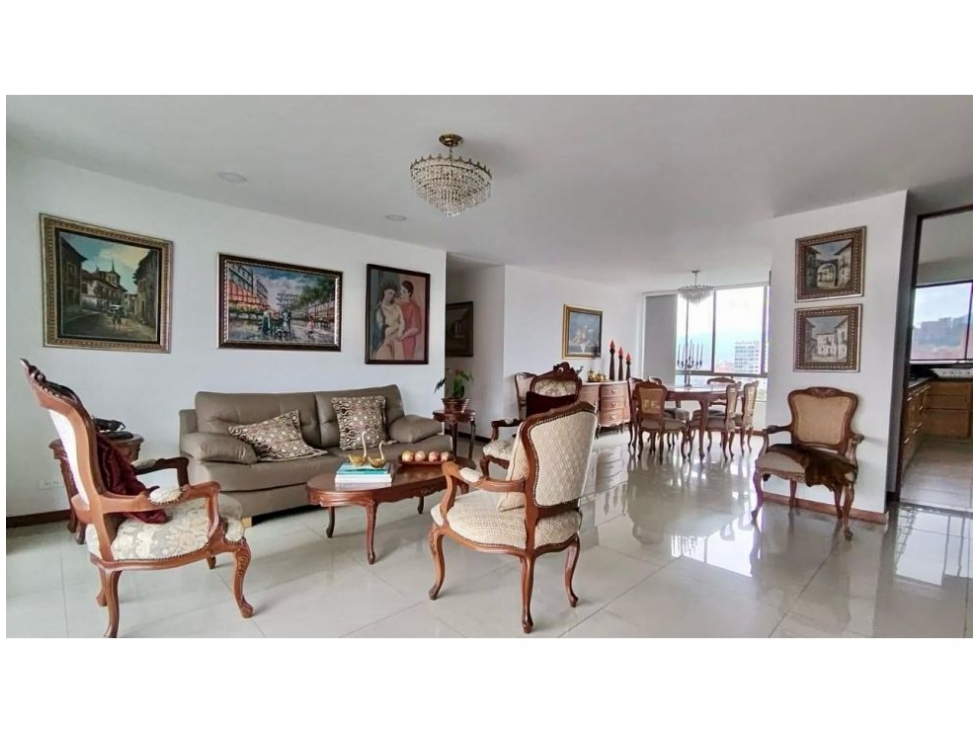 Apartamento en venta en El Poblado, Medellín · foto 4 de 23
