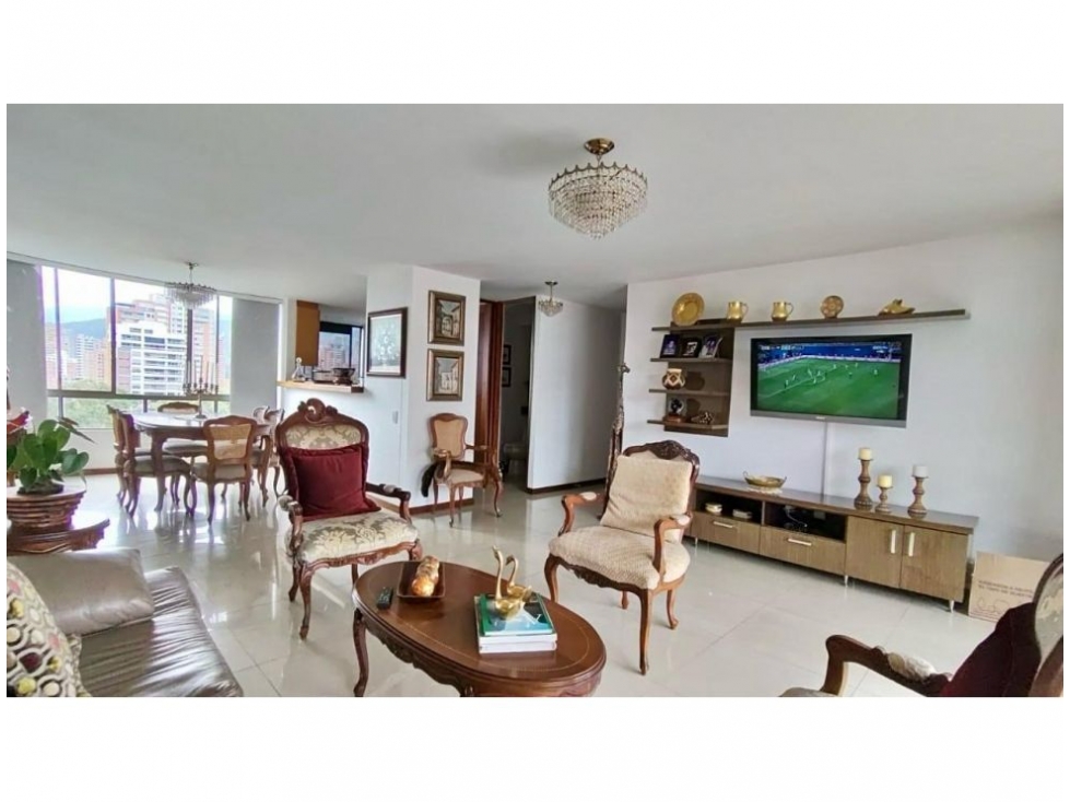 Apartamento en venta en El Poblado, Medellín · foto 6 de 23