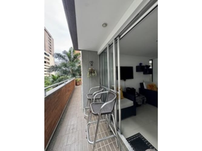 Apartamento de 3 alcobas en venta en El Poblado, Medellín, 92 m² · foto 2 de 6