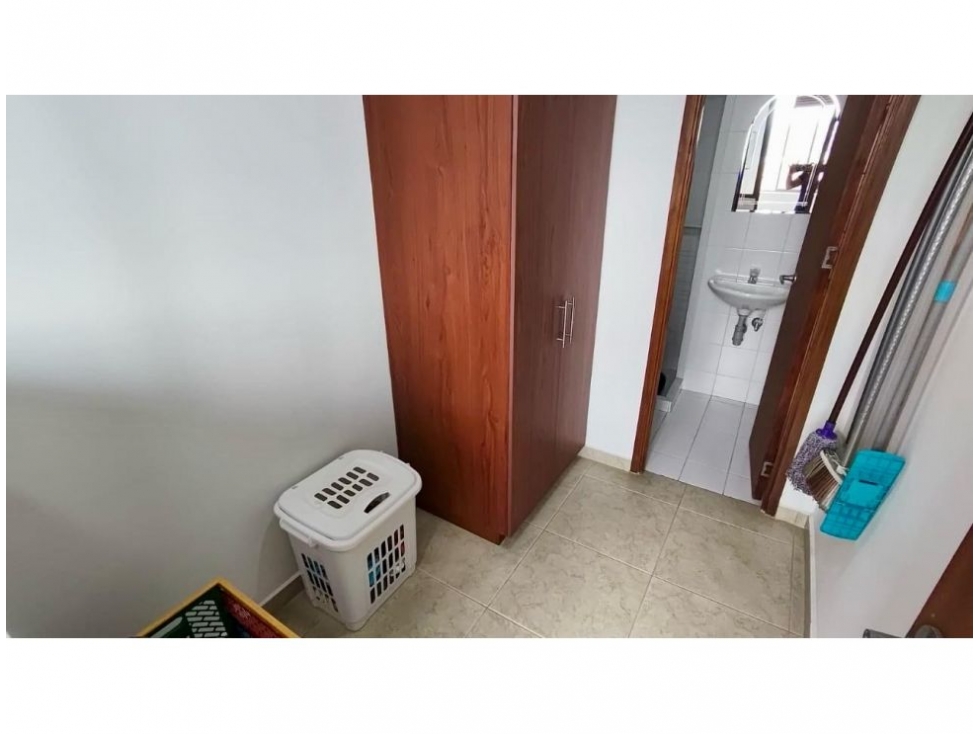 Apartamento en venta en El Poblado, Medellín · foto 13 de 23