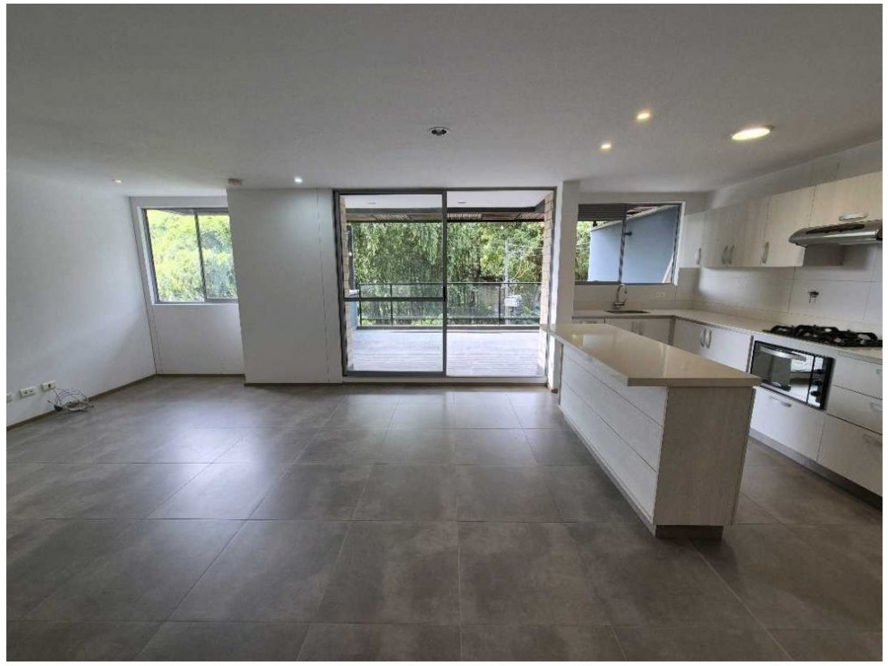 Apartamento en venta en El Esmeraldal, Envigado · foto 6 de 12