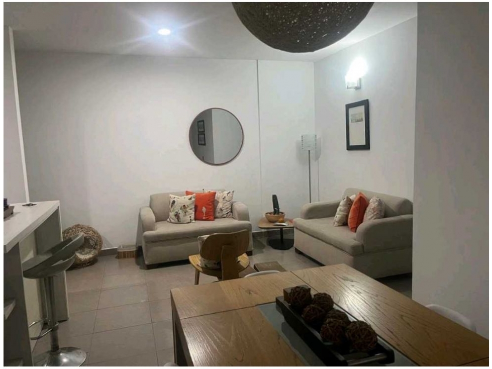 Apartamento en venta en El Poblado, Medellín · foto 2 de 14