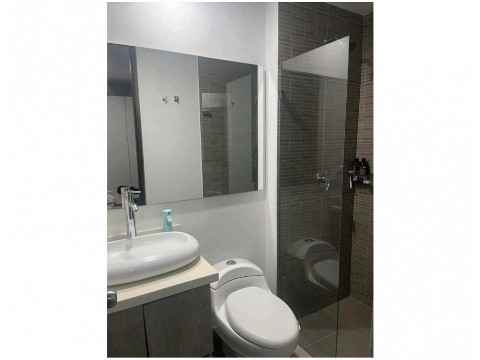 Apartamento en venta en El Poblado, Medellín · foto 14 de 14