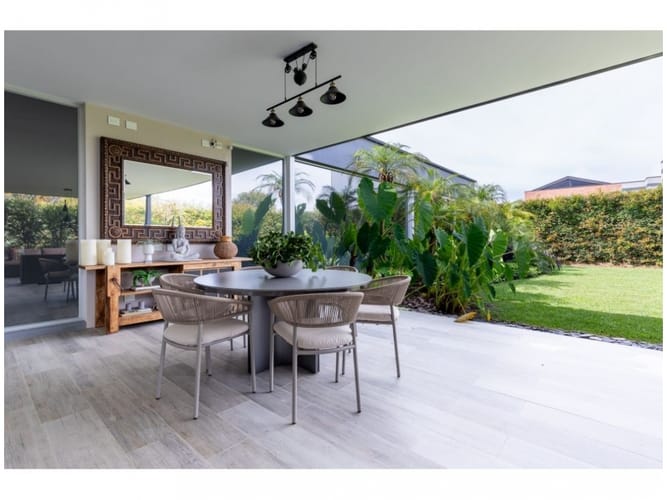 Casa de 3 alcobas en venta en Llano Grande, Rionegro, 1930 m² · foto 17 de 20