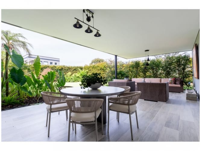 Casa de 3 alcobas en venta en Llano Grande, Rionegro, 1930 m² · foto 18 de 20