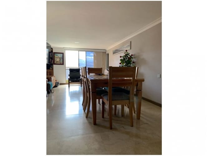 Apartamento en venta en El Poblado, Medellín · foto 7 de 24