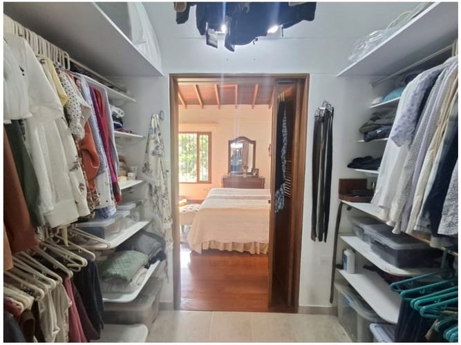 Casa de 4 alcobas en venta en La Tablaza, La Estrella, 248 m² · foto 13 de 24