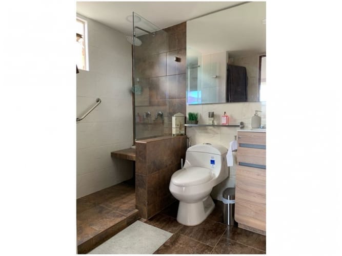 Apartamento en venta en El Poblado, Medellín · foto 14 de 24