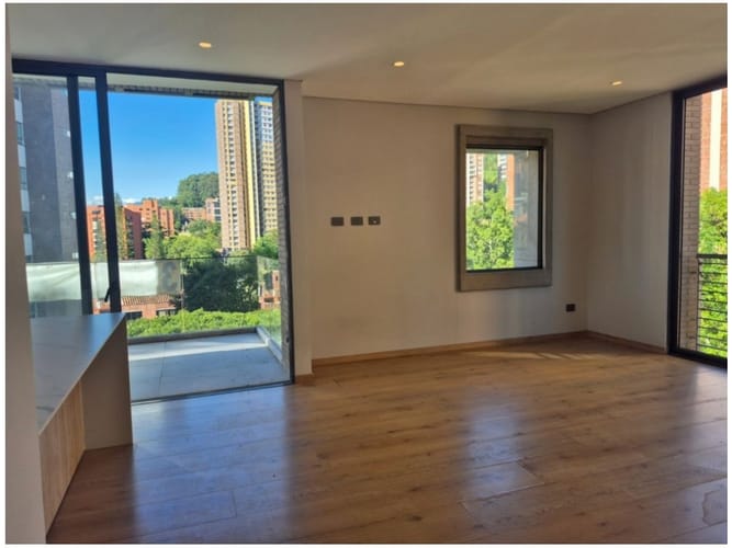 Apartamento de 3 alcobas en venta en El Poblado, Medellín, 174 m² · foto 4 de 16