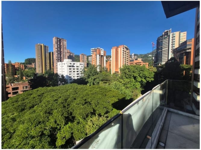 Apartamento de 3 alcobas en venta en El Poblado, Medellín, 174 m² · foto 5 de 16