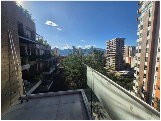 Apartamento de 3 alcobas en venta en El Poblado, Medellín, 174 m² · foto 6 de 16