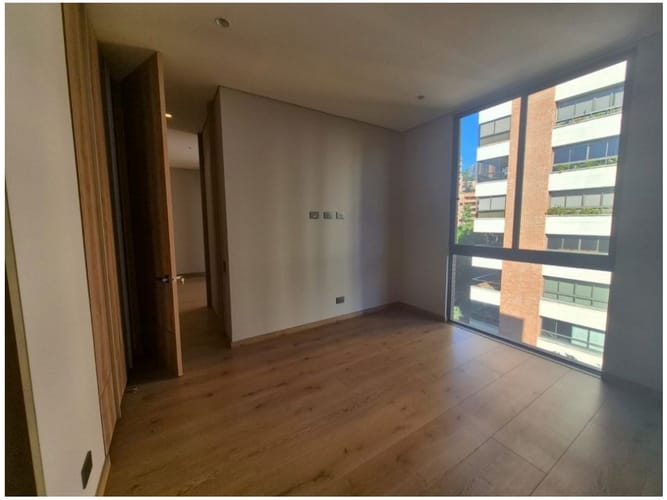 Apartamento de 3 alcobas en venta en El Poblado, Medellín, 174 m² · foto 11 de 16