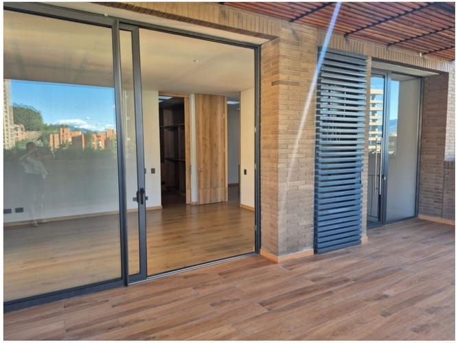 Apartamento de 3 alcobas en venta en El Poblado, Medellín, 174 m² · foto 15 de 16